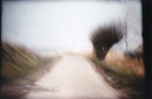 Een deel van de horizon / A part of the horizon. Still from Super8 movie 'Horizon Route, 1980'