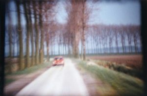 Een deel van de horizon / A part of the horizon. Still from Super8 movie 'Horizon Route, 1980'